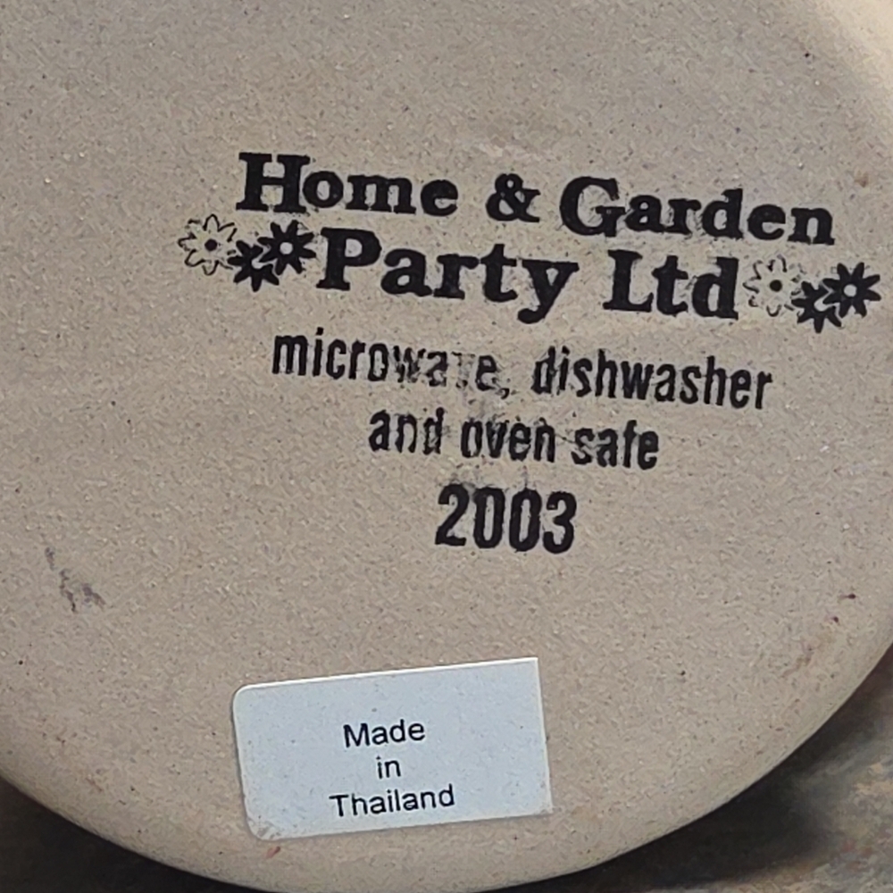 Decorative Cream Ceramic Candle Holder - Picture 3 of 4